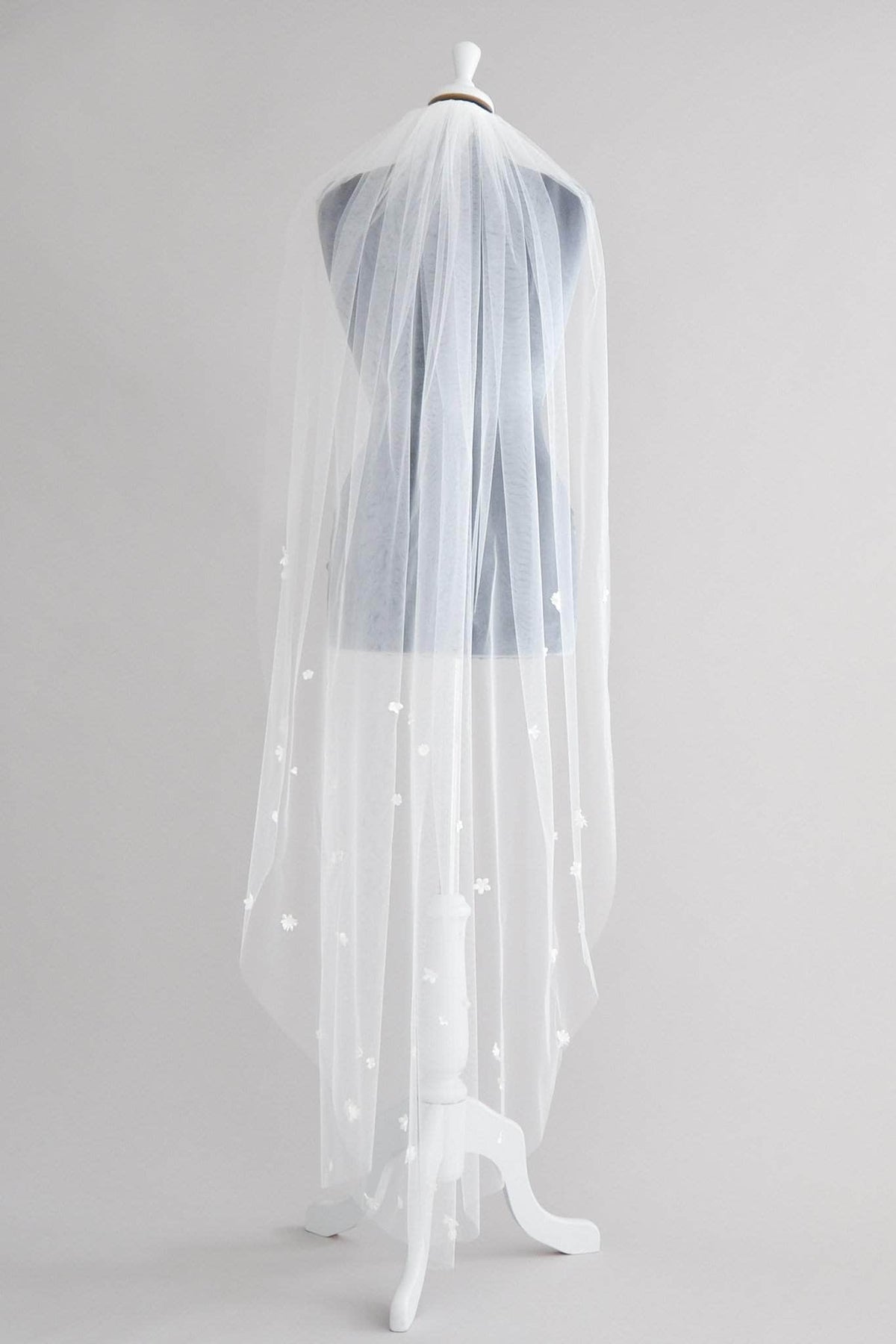 Wedding Veil Flower wedding veil - &#39;Meadow&#39;