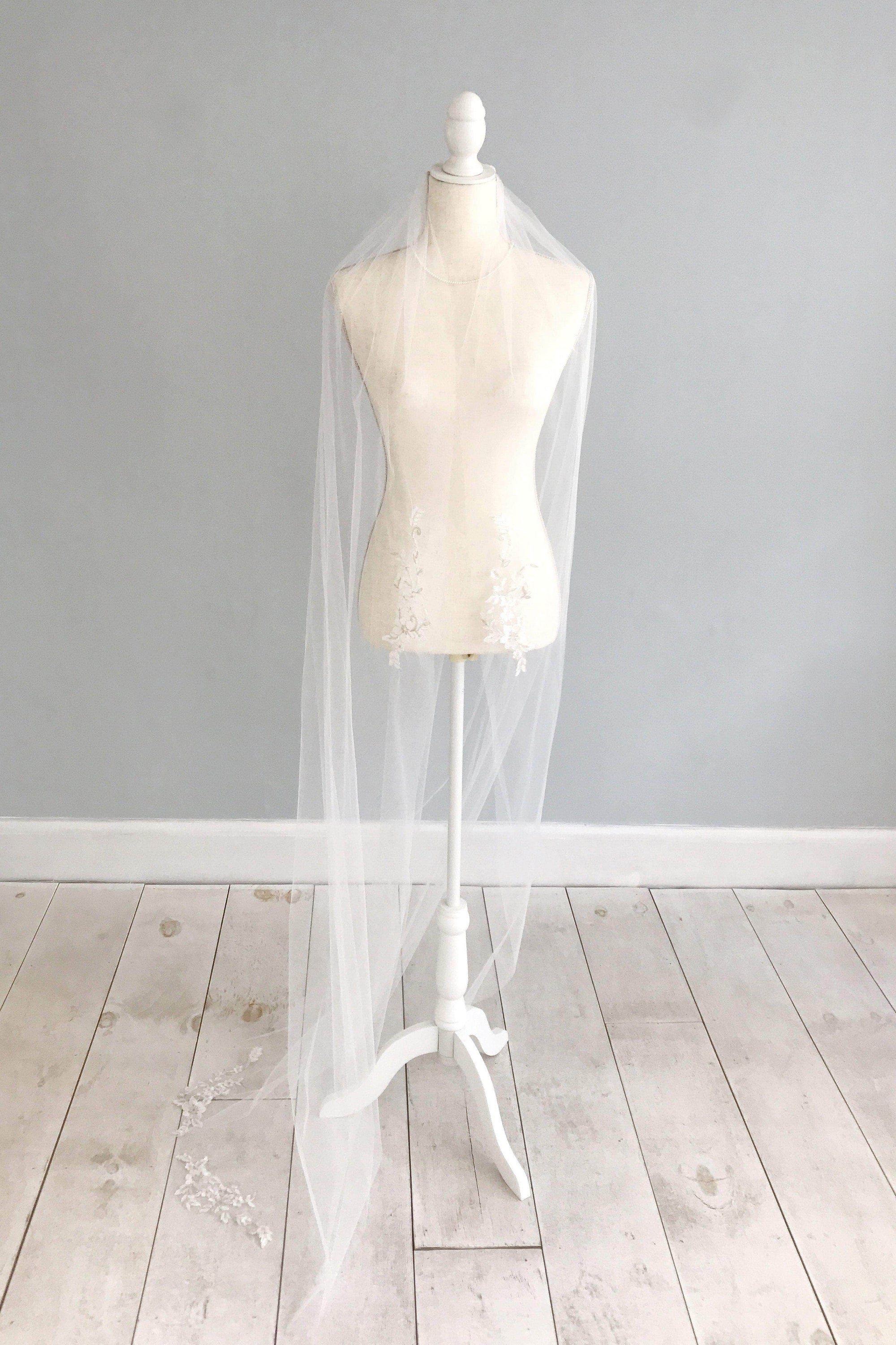 Wedding Veil Lace flower motif wedding veil - 'Paisley'