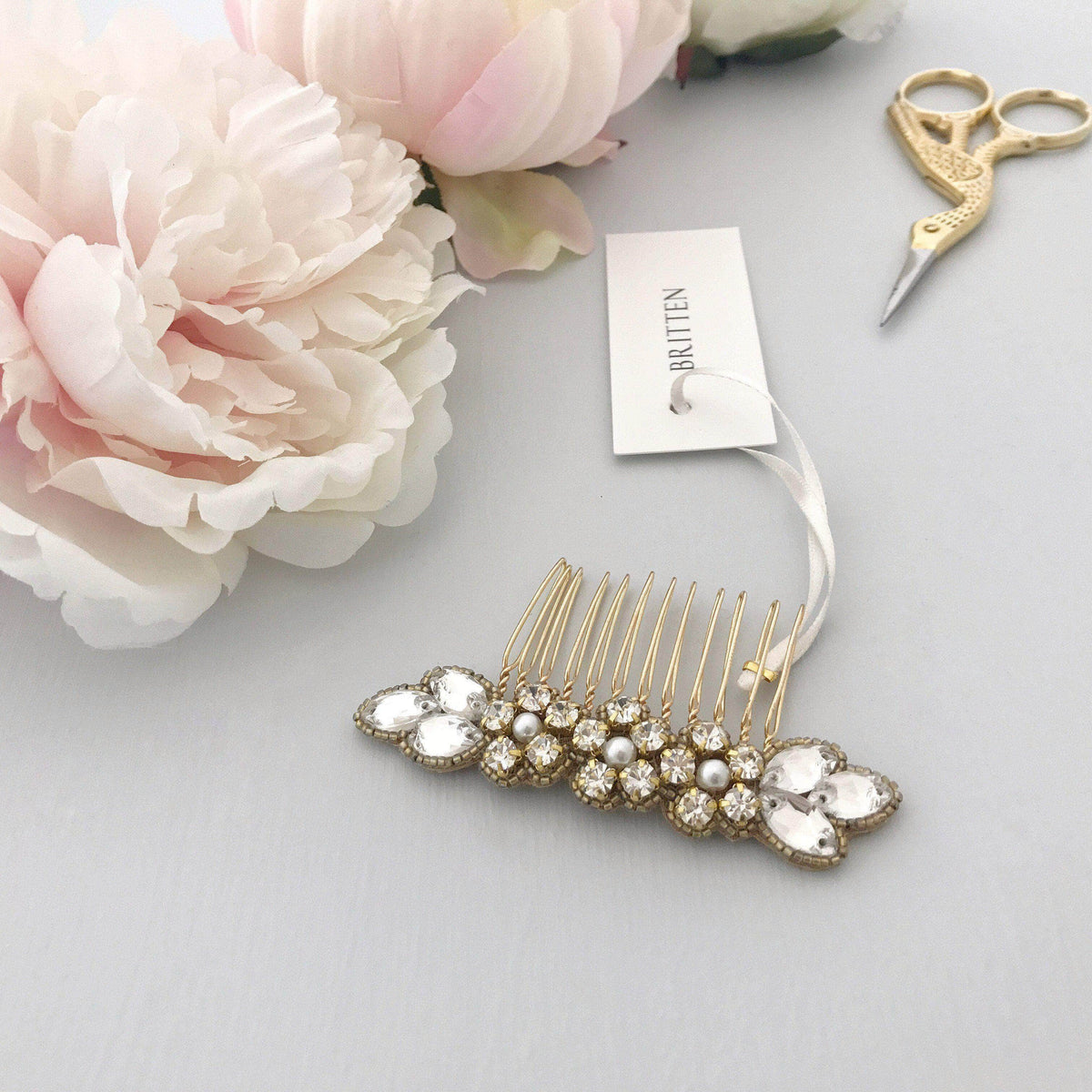 Wedding Haircomb Gold Gold wedding hair comb with super sparkle centre - &#39;Livia&#39;