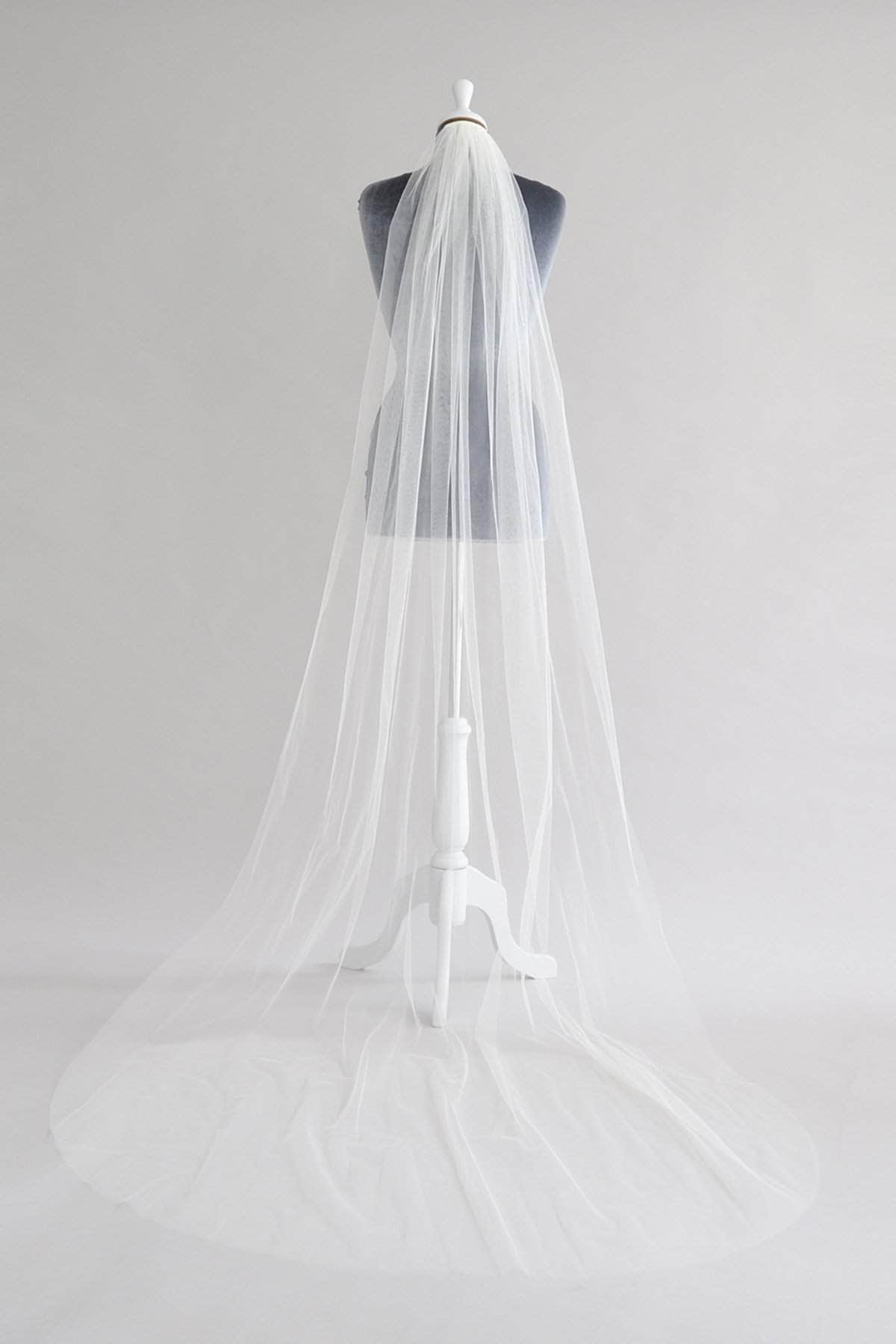 Wedding Veil Narrow single tier cut edge veil - &#39;Niacae&#39;