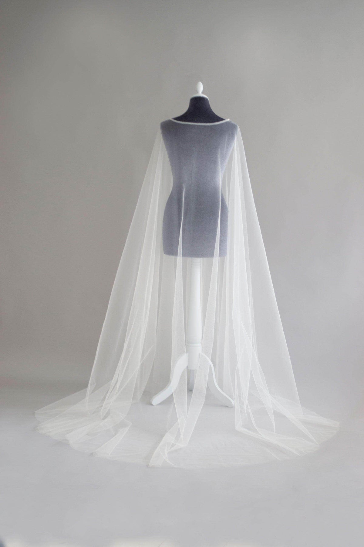 Wedding Veil Tulle wedding cape veil - &#39;Imogen&#39;