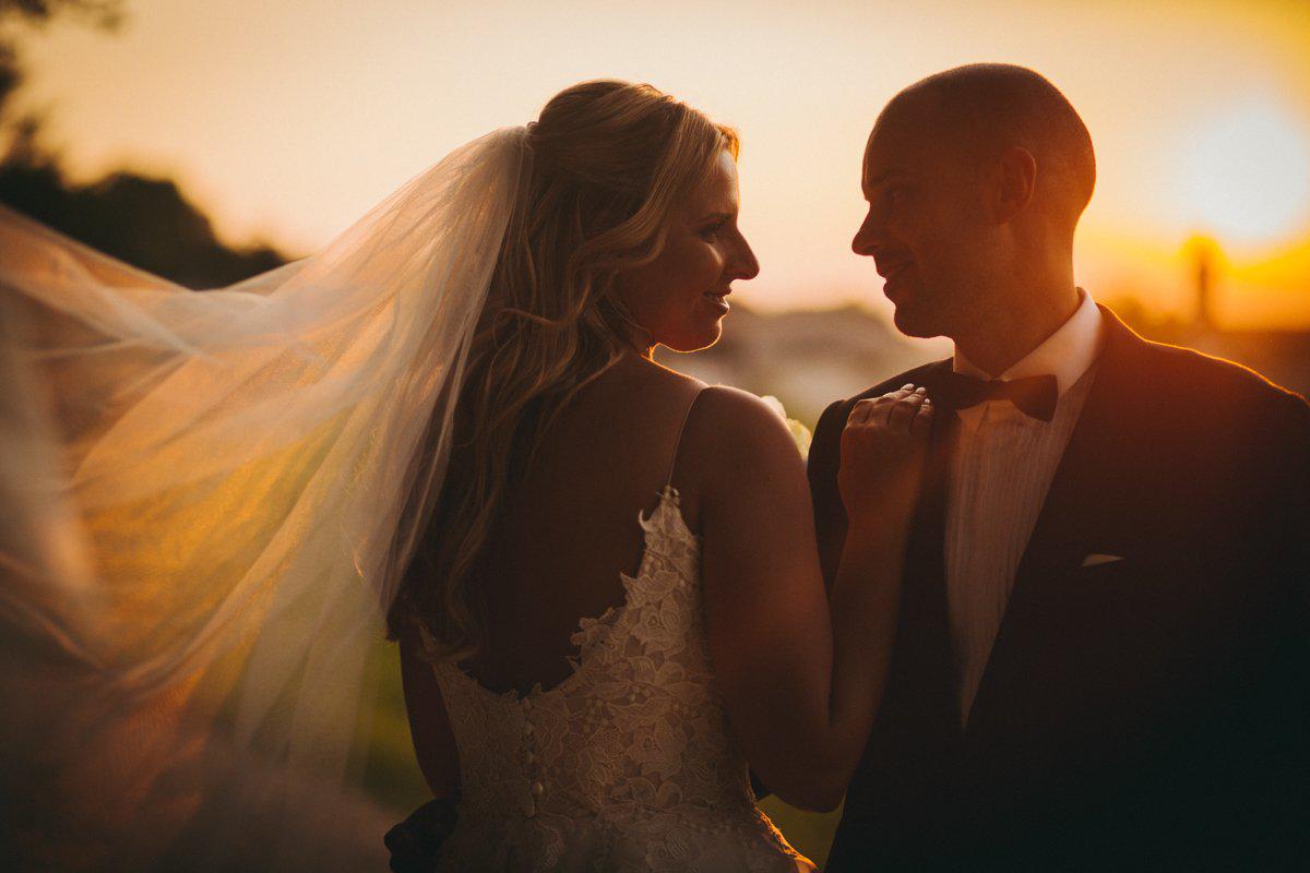 Real Bride | Caroline Castigiliano Dress | Single Tier Cut Edge Veil Niacae