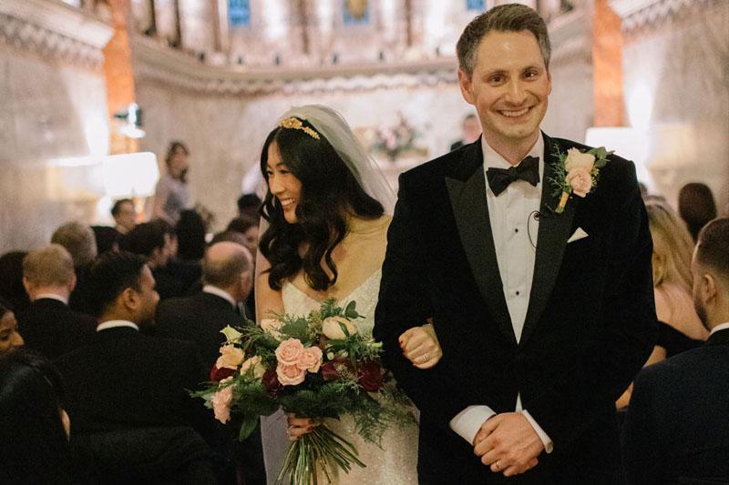 Real Bride | Karen Willis Holmes Dress | Single Tier Cut Edge Veil Niacae