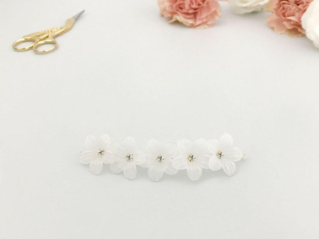 Real Bride | Barley There Wedding Veil | Flower Headpiece