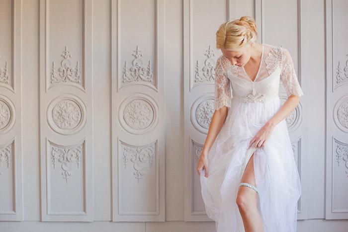 Hera Wedding Garter- Super Sleek Under your Dress!