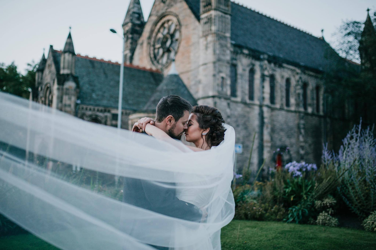 Real Bride | Jenny Packham Dress |  Single Tier Veil Niacae