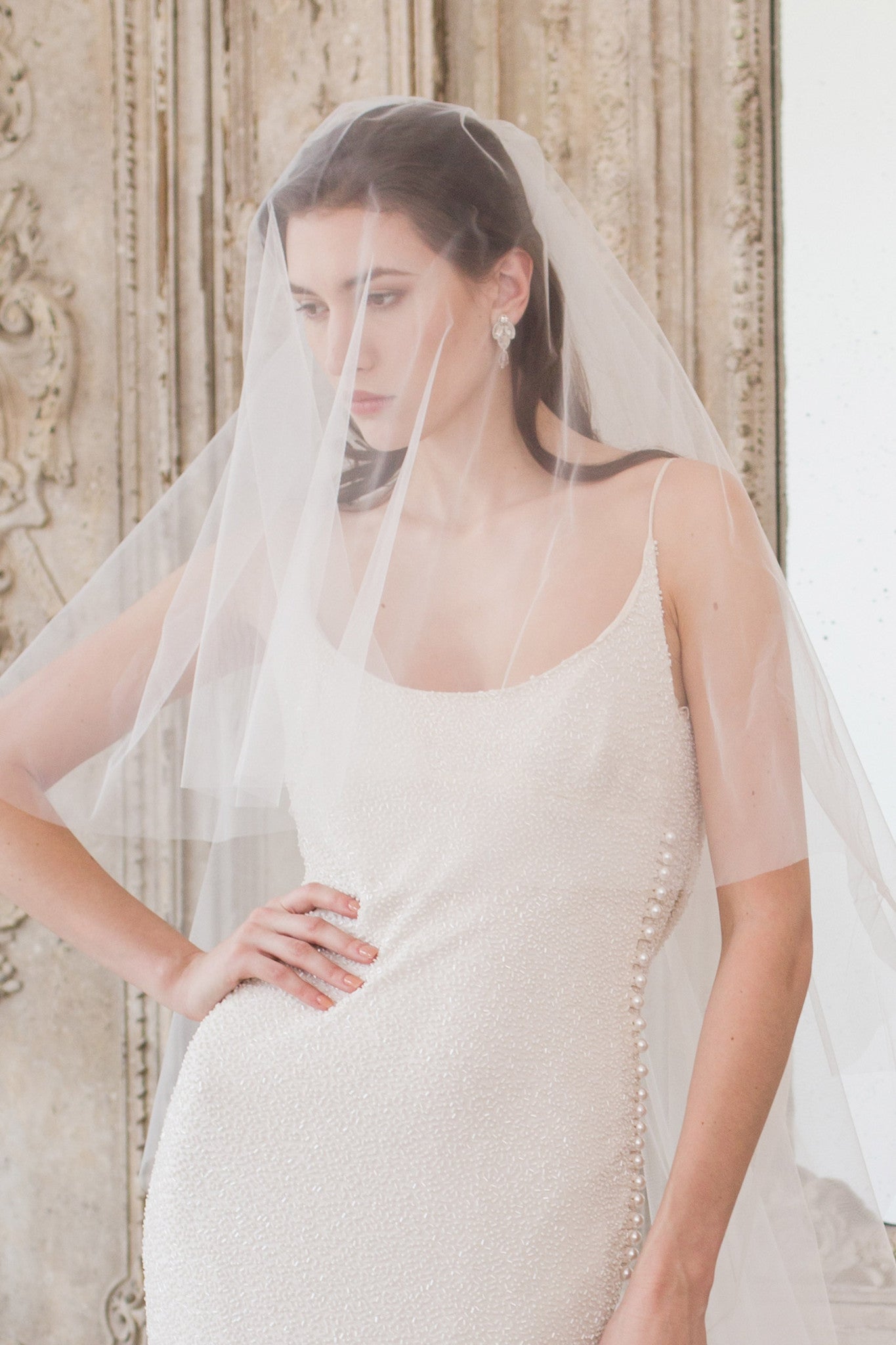 What is The Difference Between a Drop Veil and a Two Tier Wedding Veil?