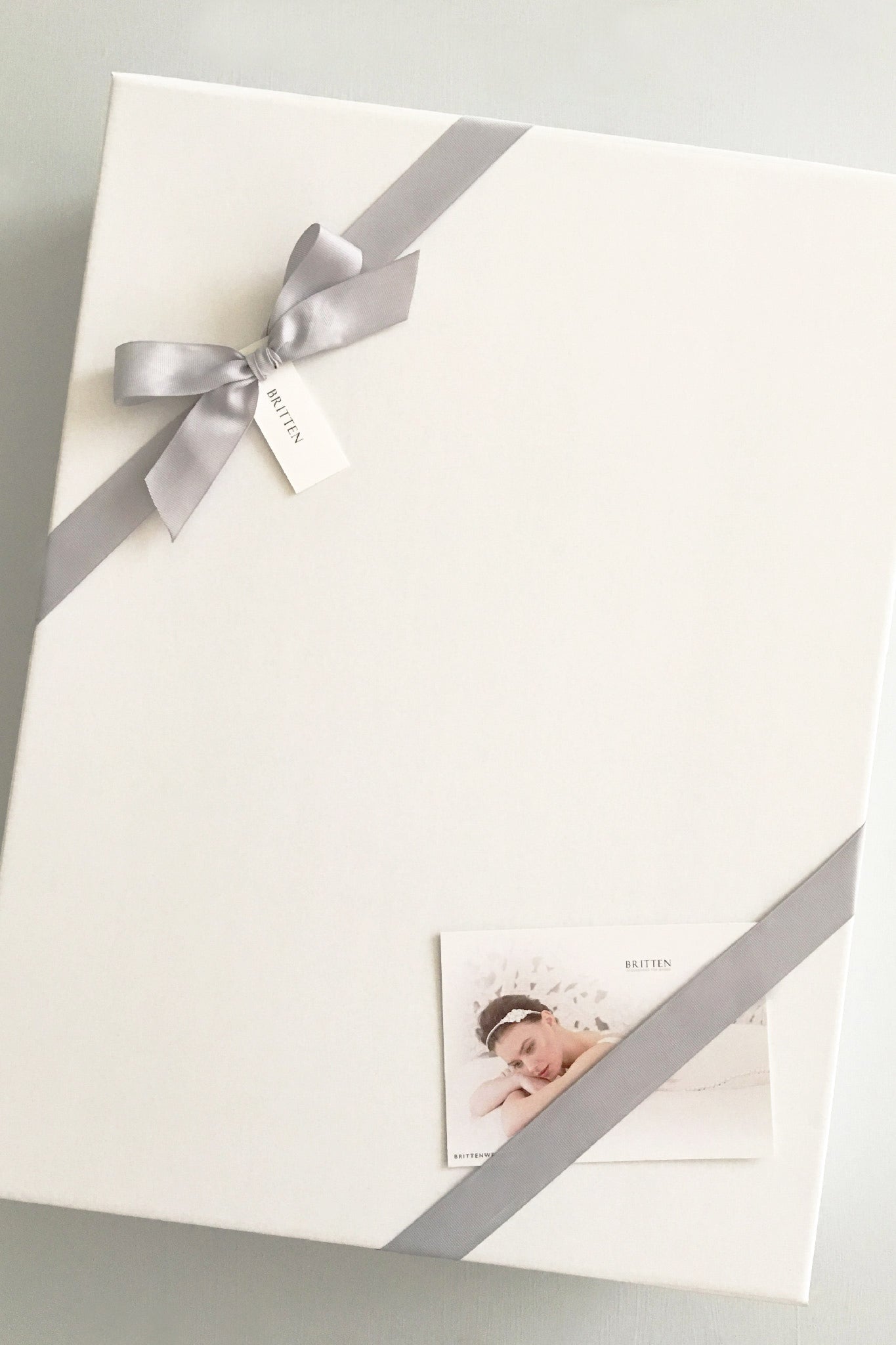 How will my veil arrive?