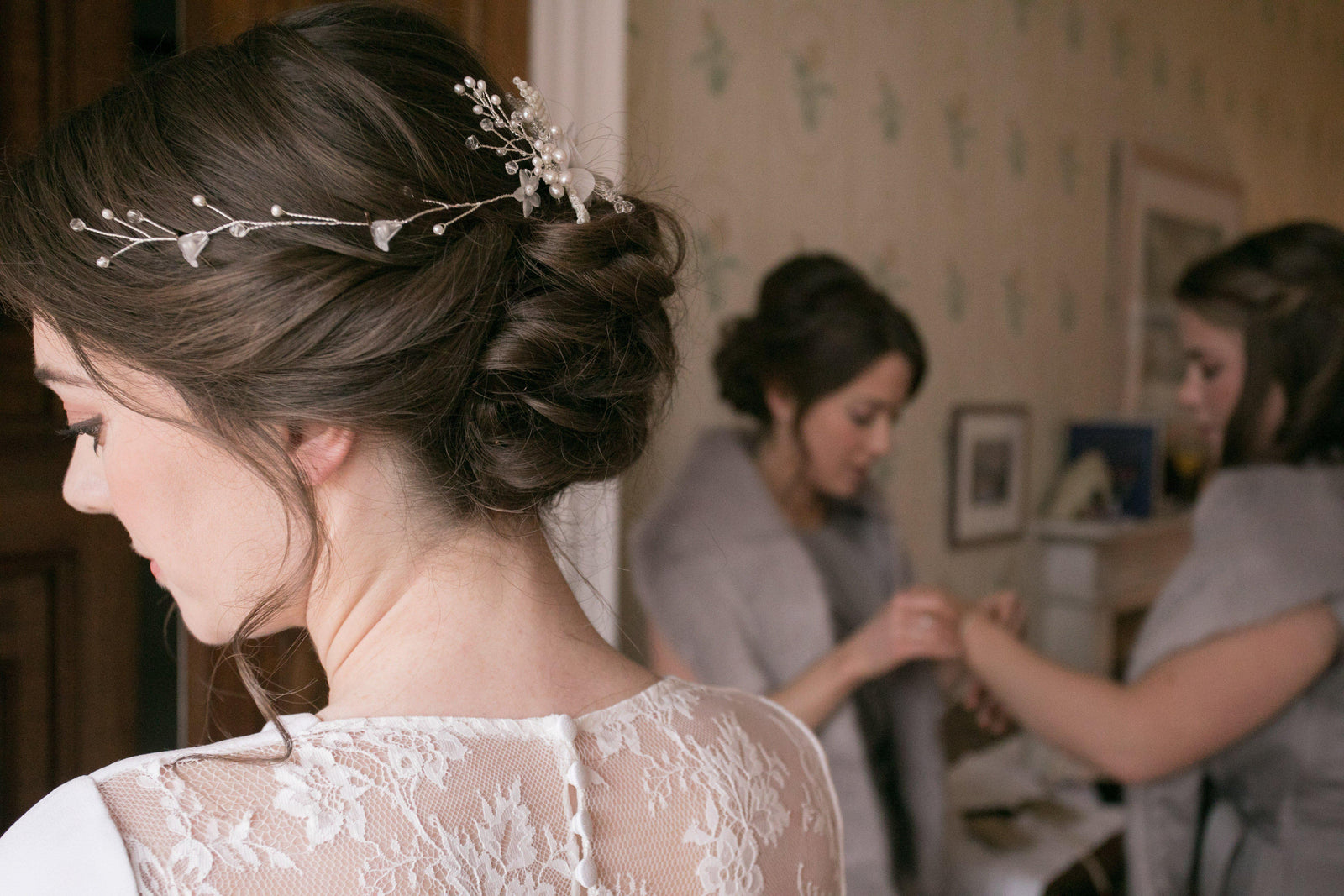 Real Bride | Jesus Peiro Dress | Bespoke Silver and Pearl Floral Hair Vine Aster