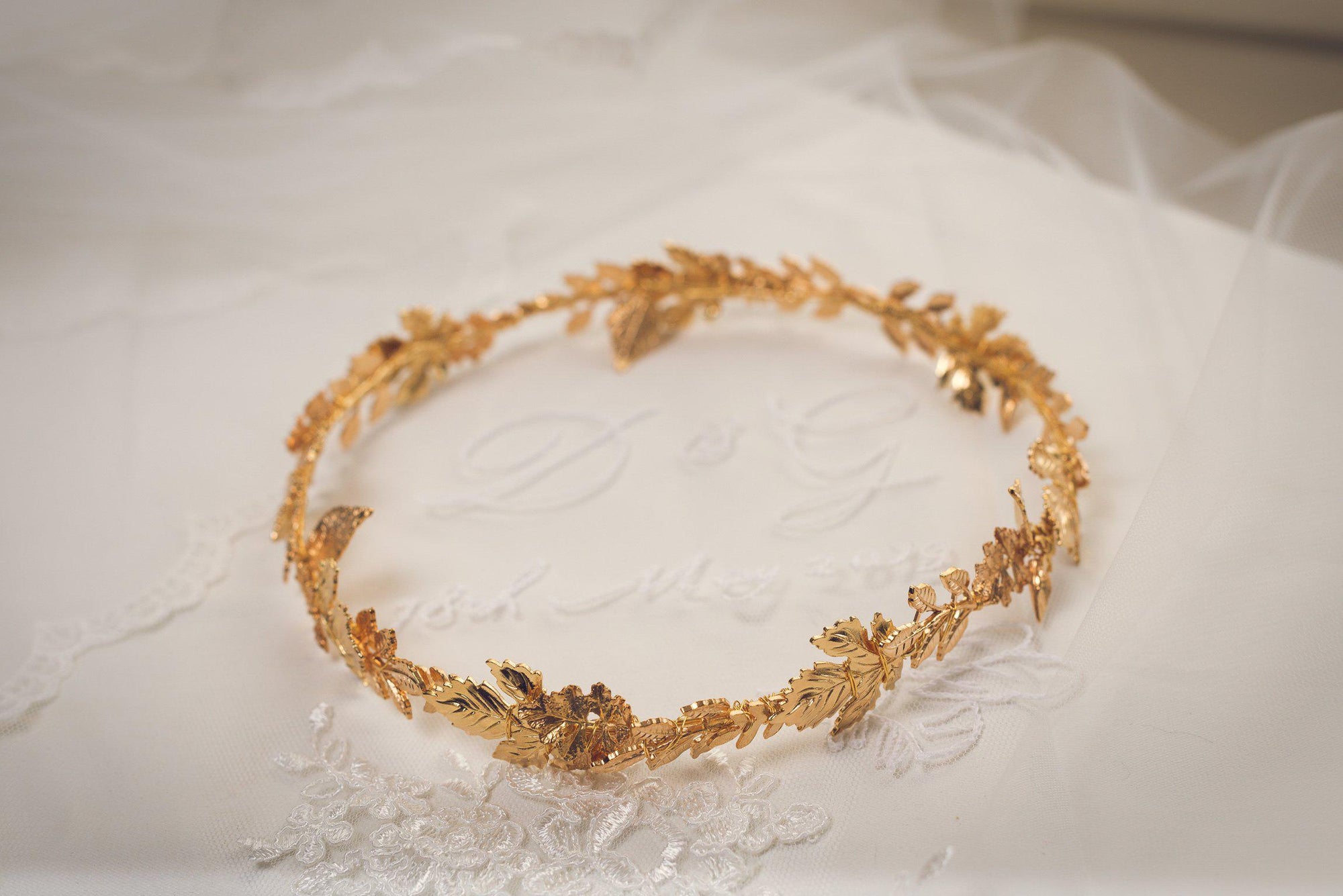Bespoke golden leaf crown hair vine - Hand embroidered wedding veil - Britten bride - Georgia