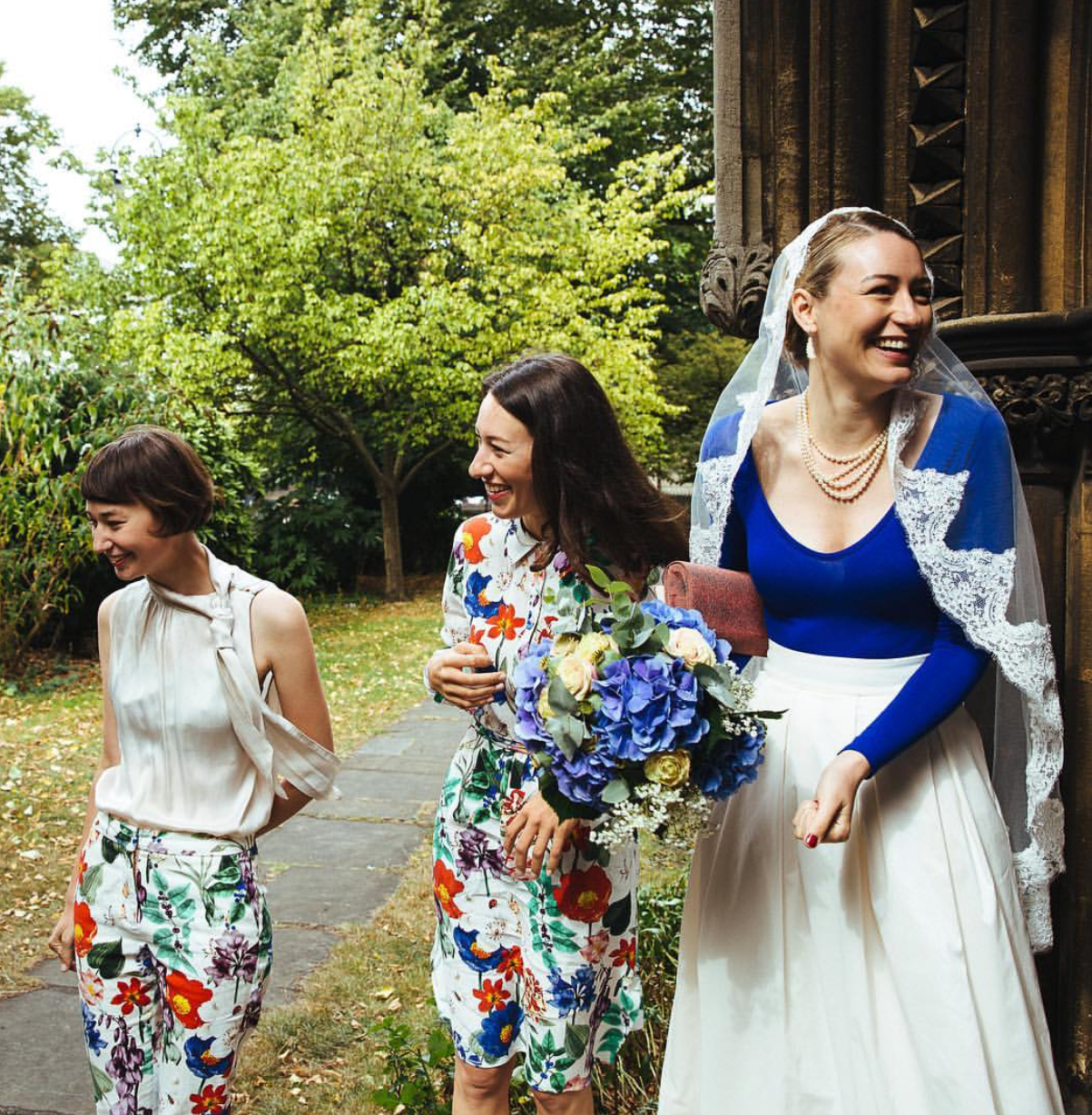 Real Bride | Lace Edge Mantilla Veil Adela