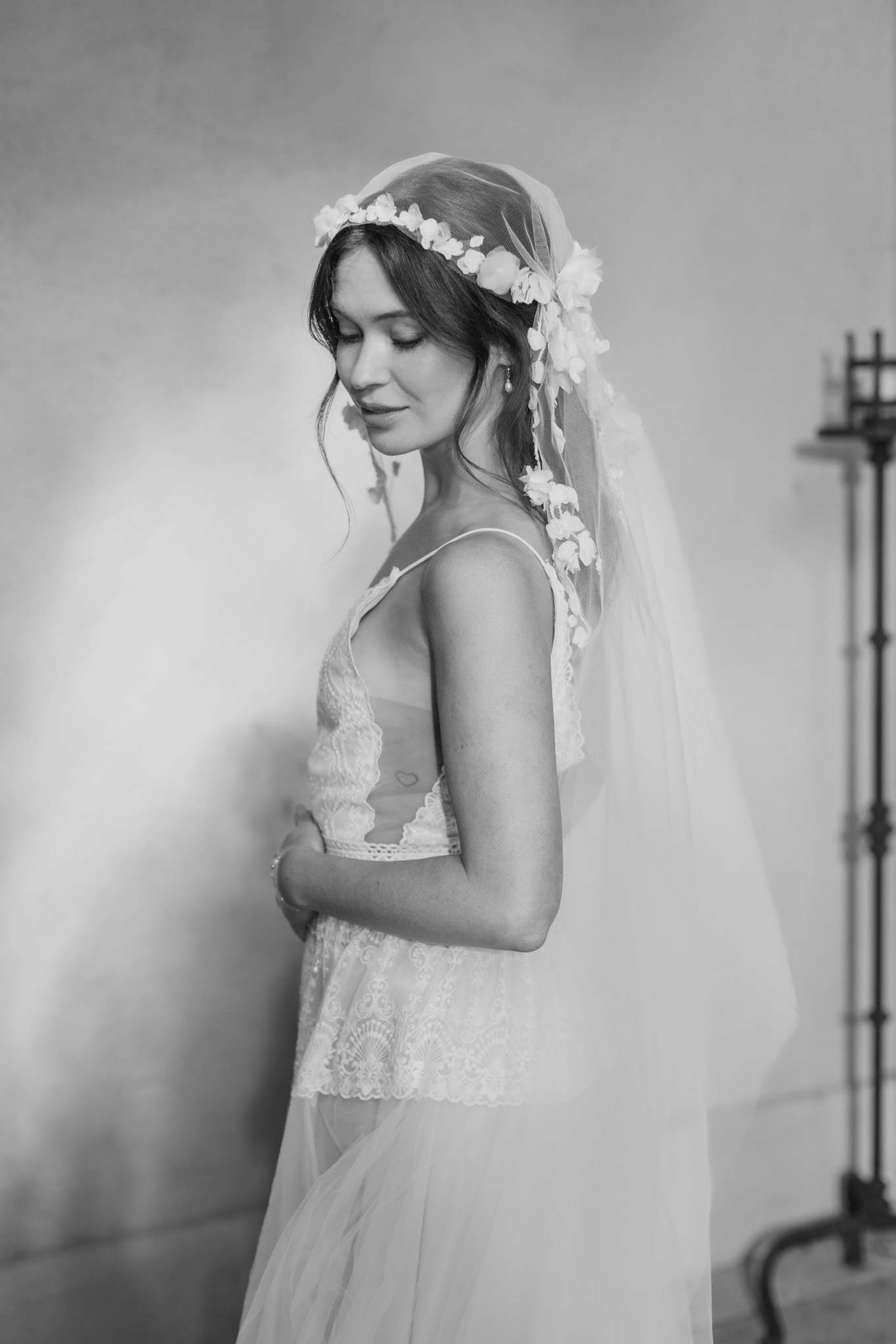 brides veil for motorcycle helmet Floral juliet cap wedding veil
