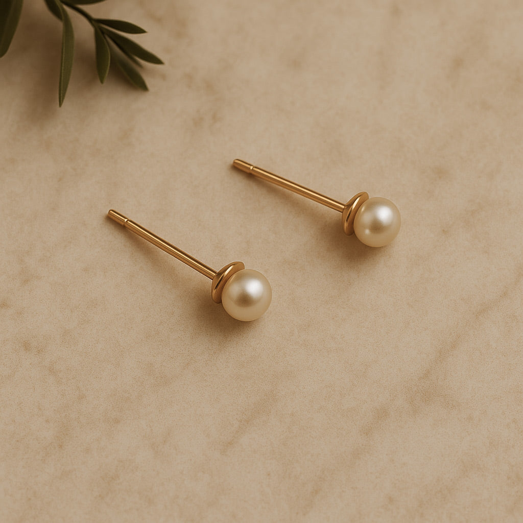 Mother of Pearl Flower Earrings- 'Odette'