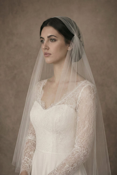 'Jules' cut-edge Juliet cap wedding veil by Britten