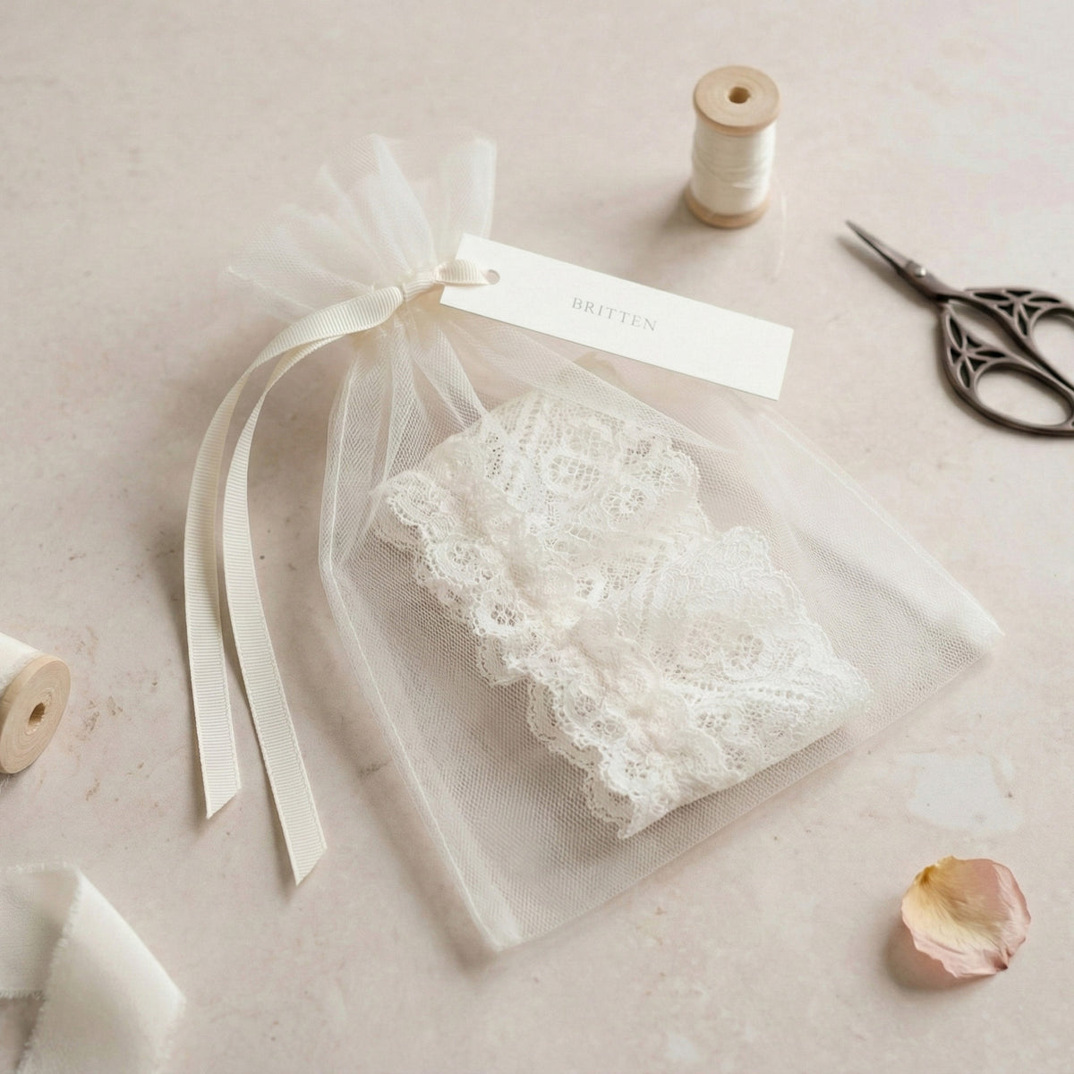 wedding garter dust bag