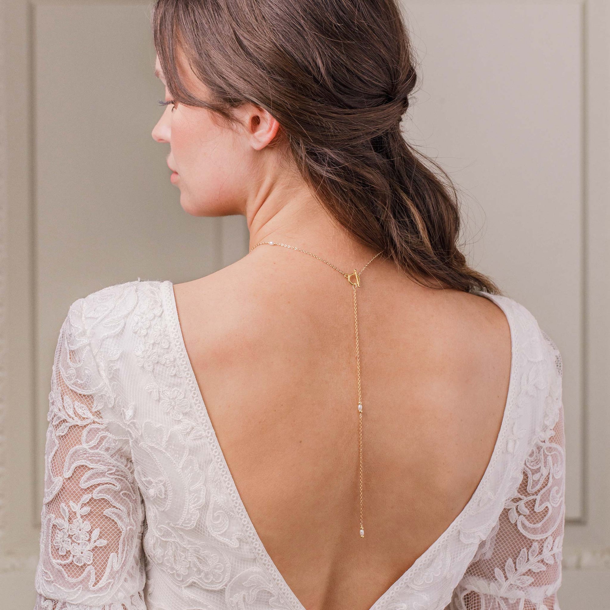 Back drop pearl necklace lariat for wedding