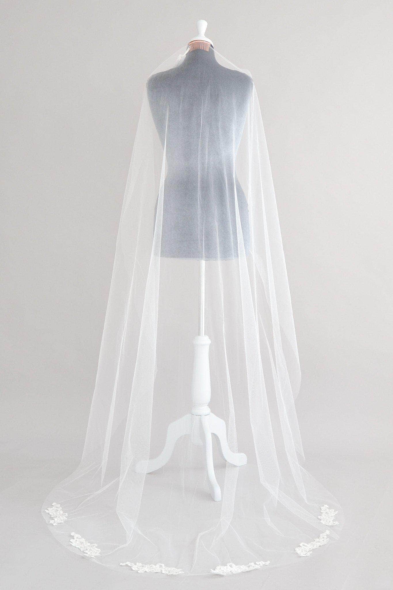 Wedding Veil Lace motif train wedding veil - 'Bella'