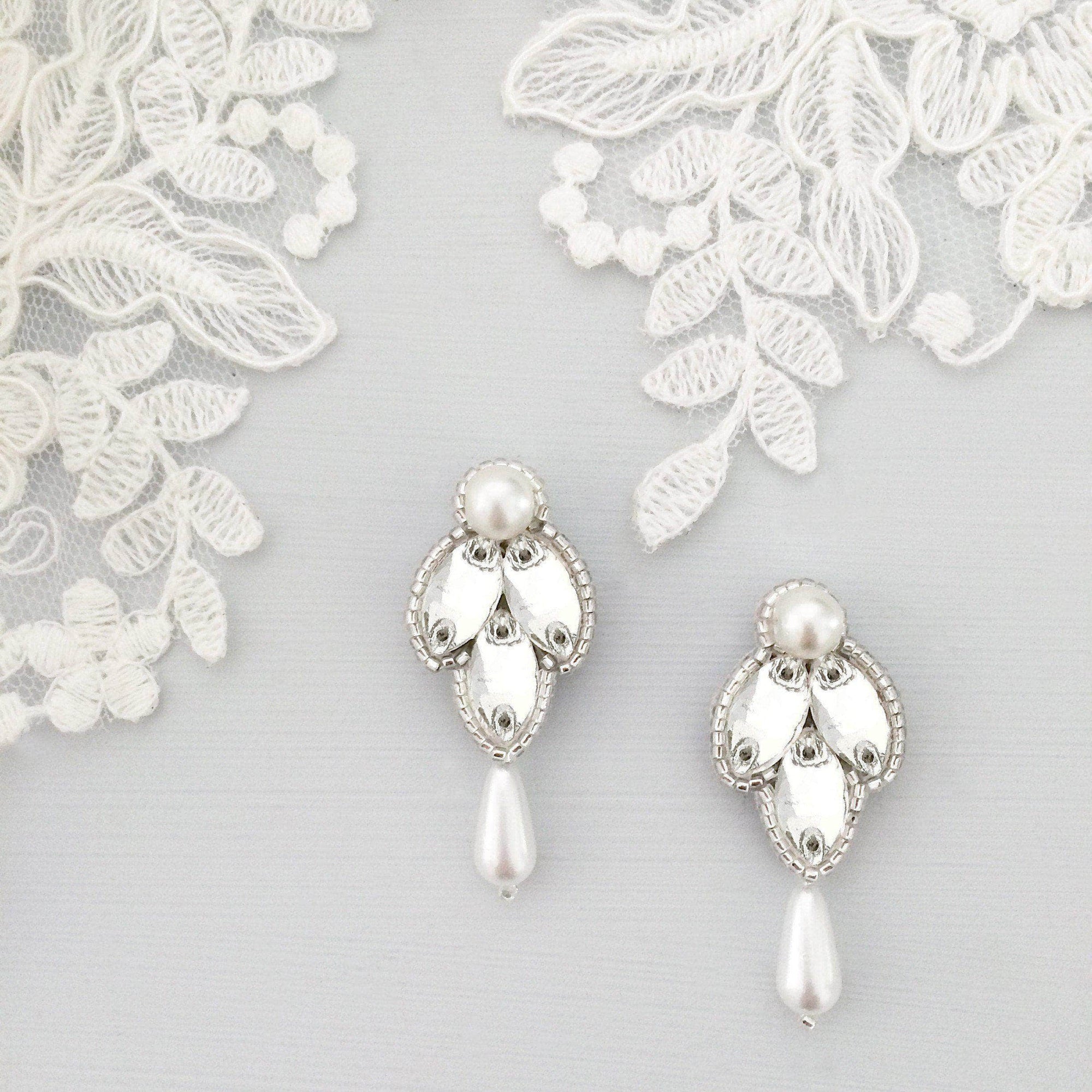Wedding Earring Silver and pearl Wedding drop earrings silver, pearl & crystal - 'Clementine'