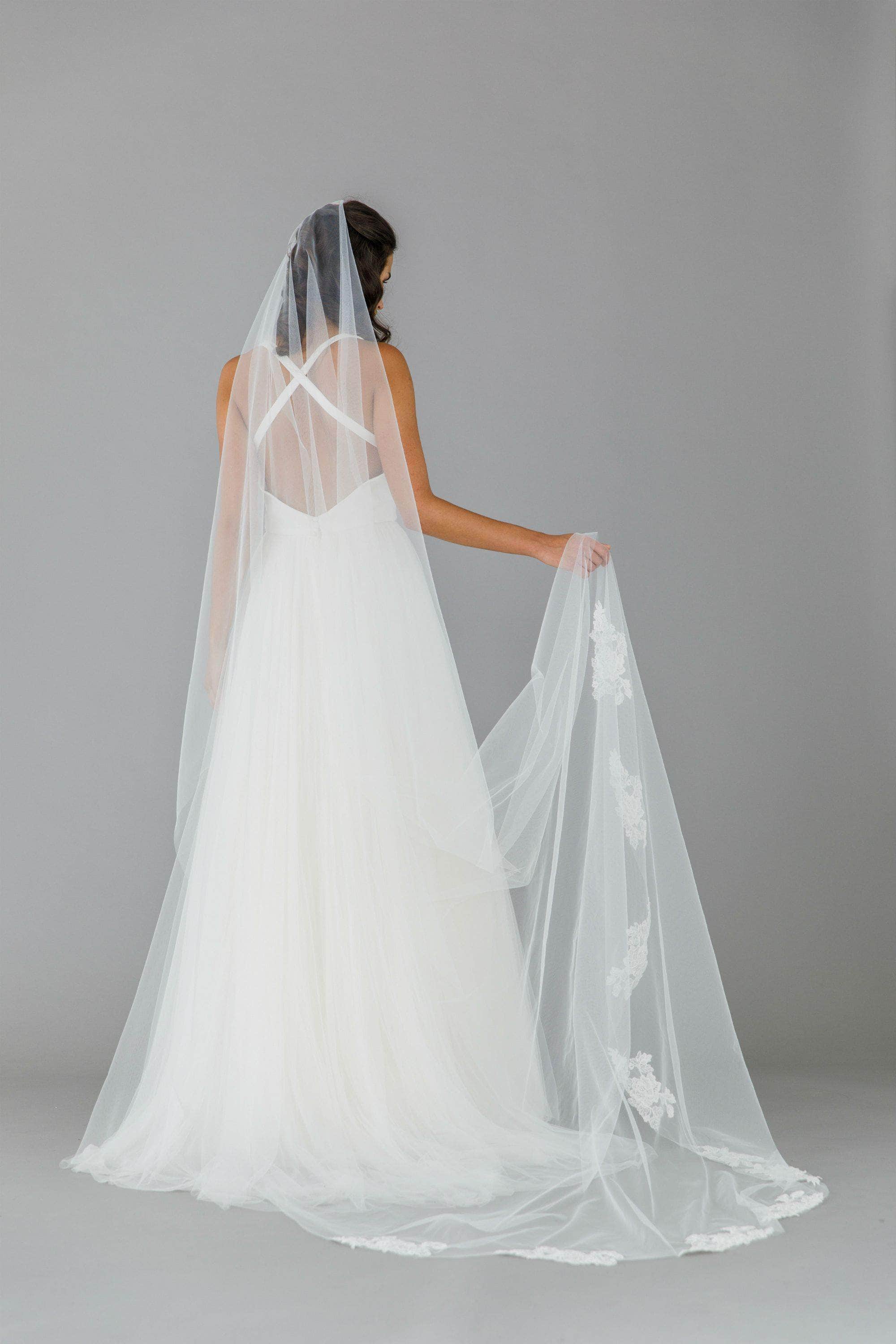 Amarae Veil amara-fingertip-veil-7-atelier  main image 2