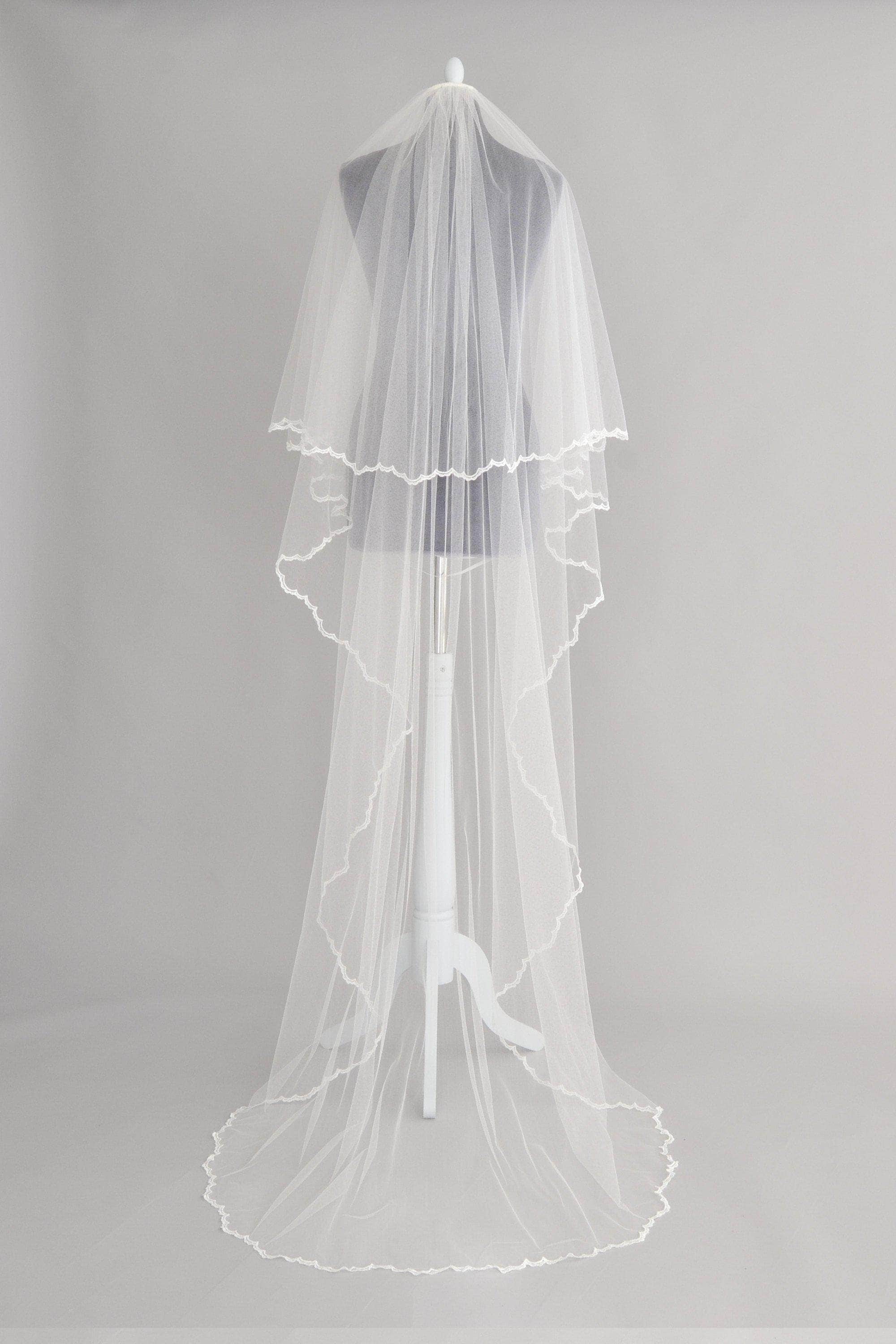 Wedding Veil Crisp silk two tier wedding veil with delicate lace edge - 'Nala'