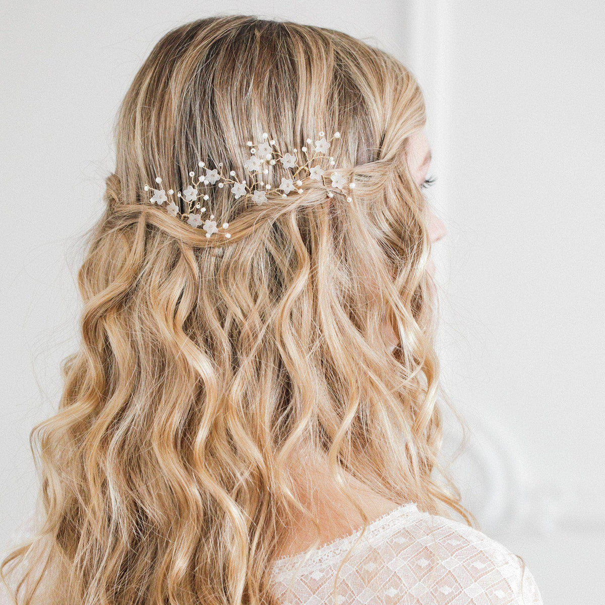 Wedding Hairpin Gold flower wedding hair pins (x3) - &#39;Jasmine&#39;