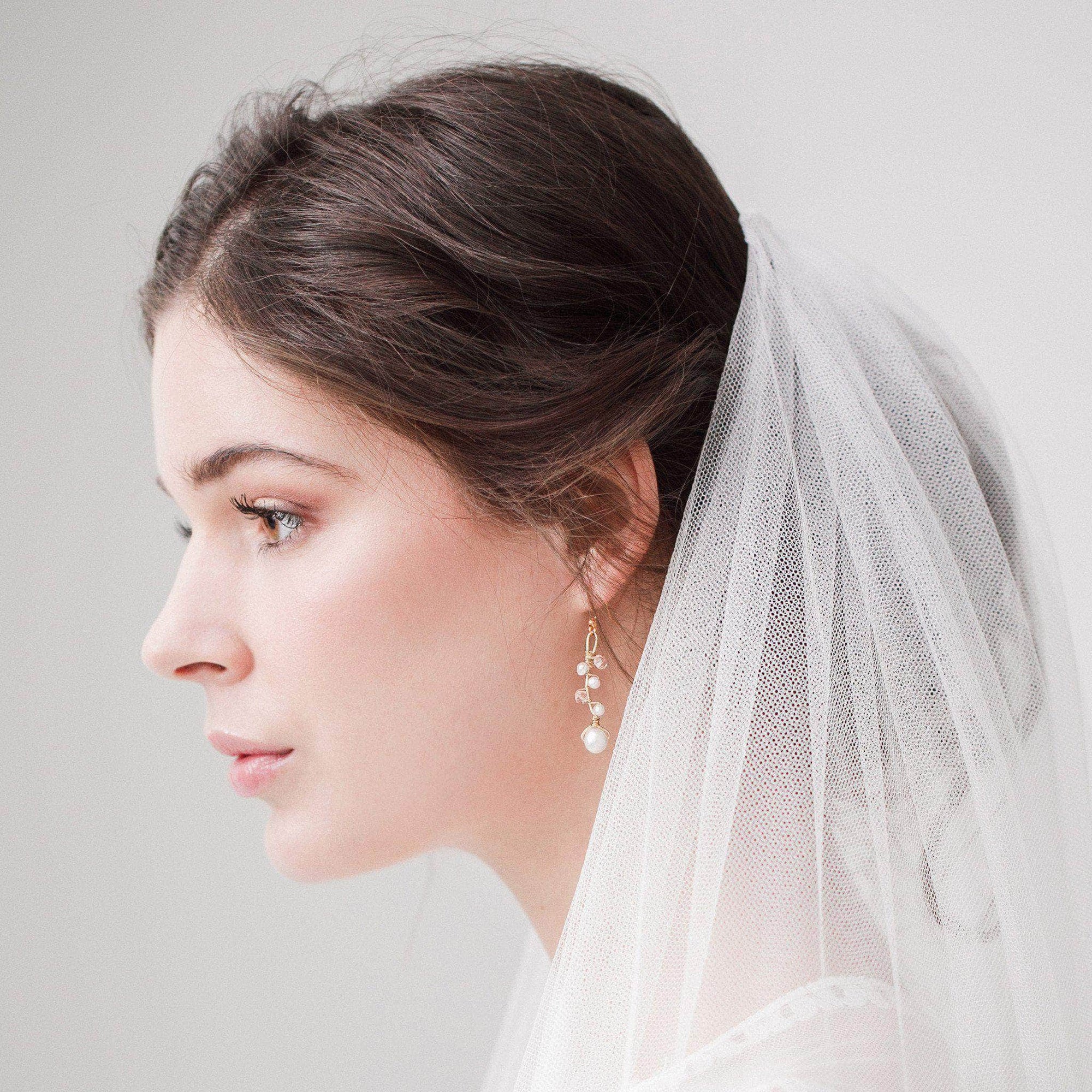 Wedding Earring Goldblush Gold wedding earrings of blush crystal and freshwater pearl - 'Addie'