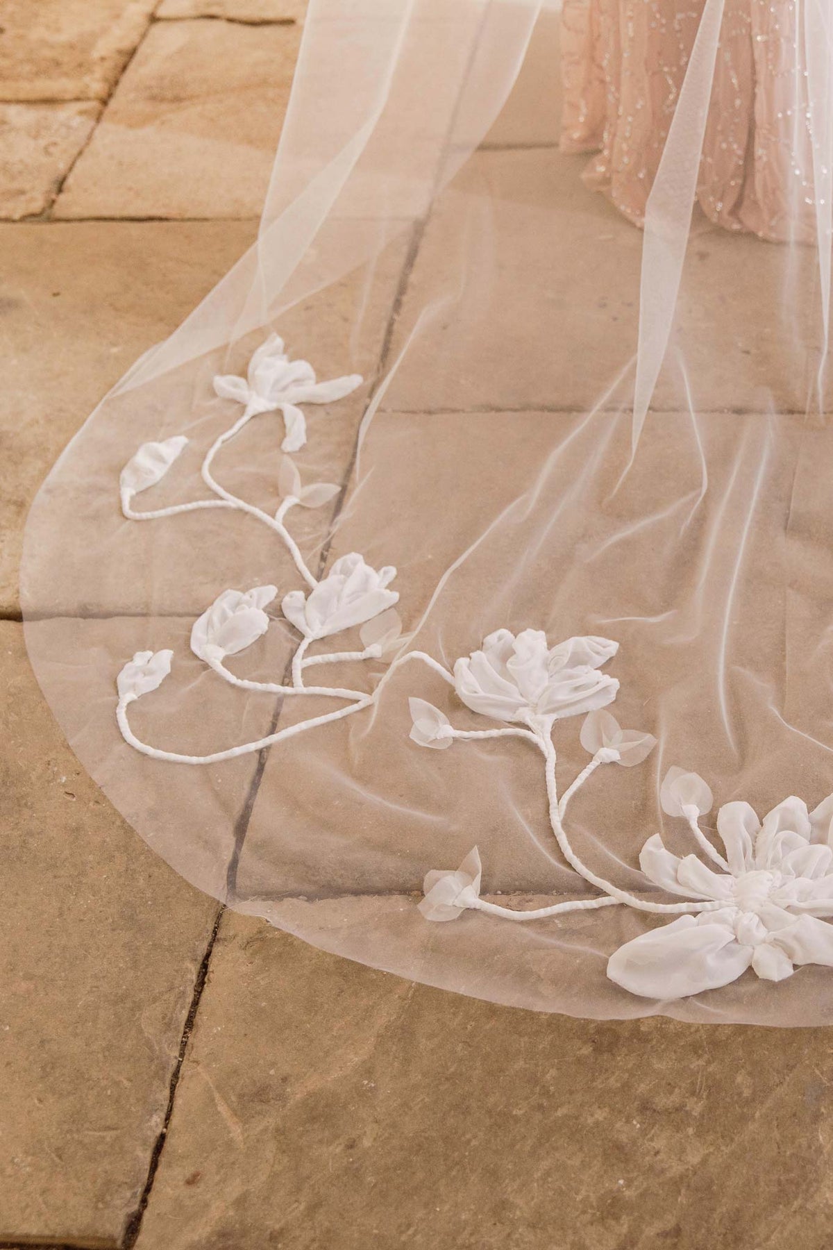 Wedding Veil Hand embroidered Italian drop veil - Luna