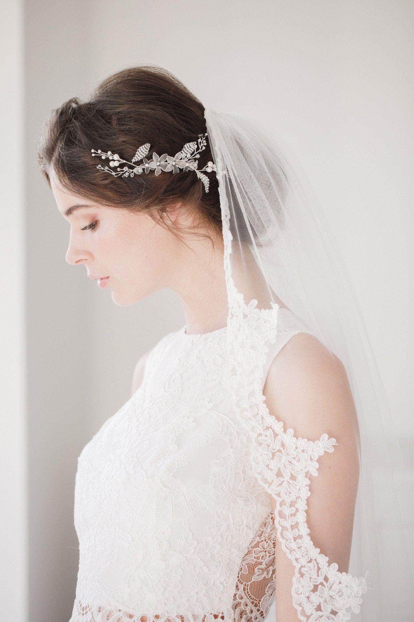 Wedding Veil Full lace edged ivory wedding veil - 'Luisa'