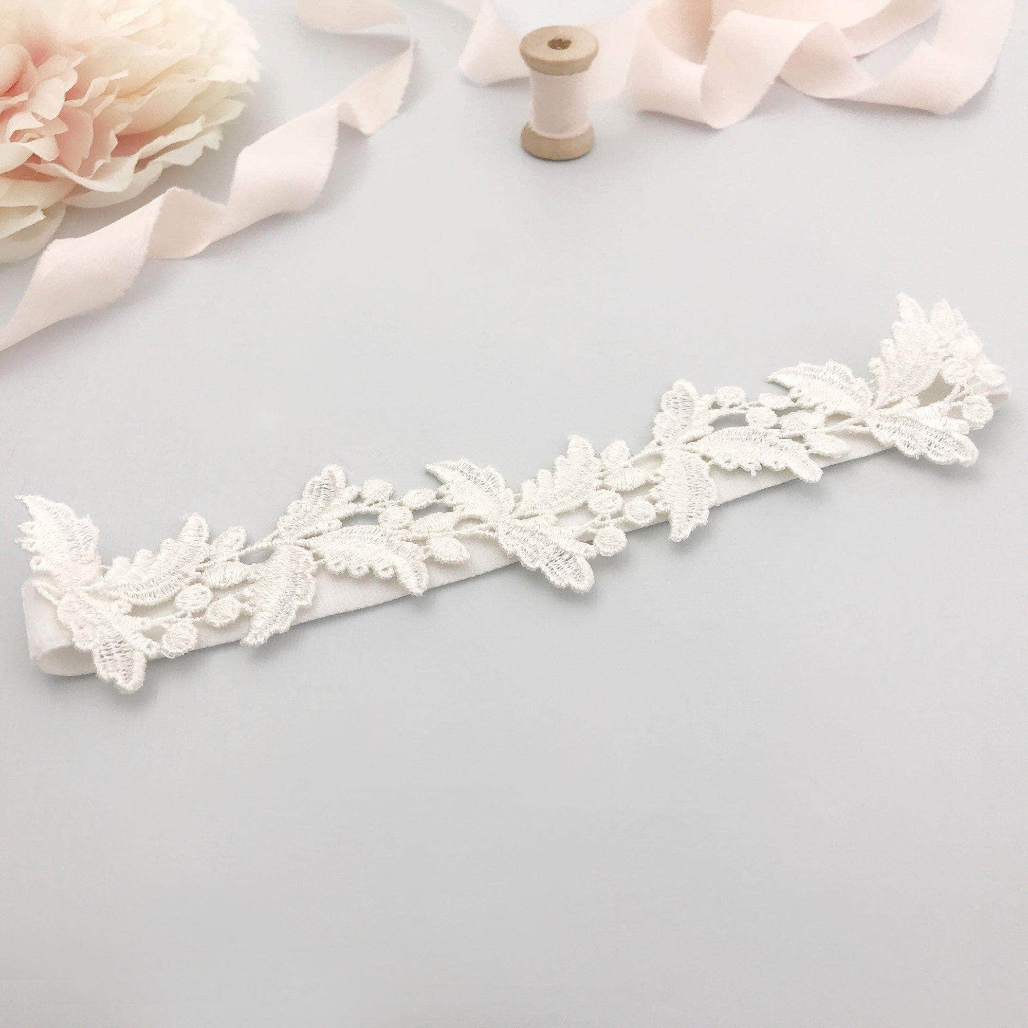Wedding Garter Super sleek lace leaf wedding garter - 'Juniper'